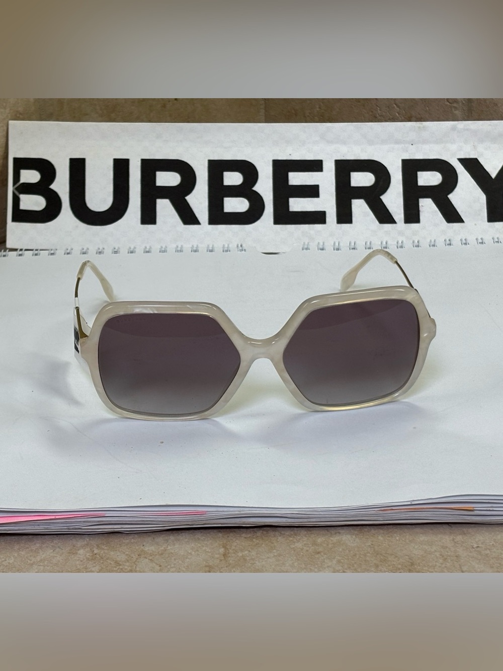 New Burberry B4324 3886/11 Ivory Madreperia Square Sunglasses with Gradient Gray